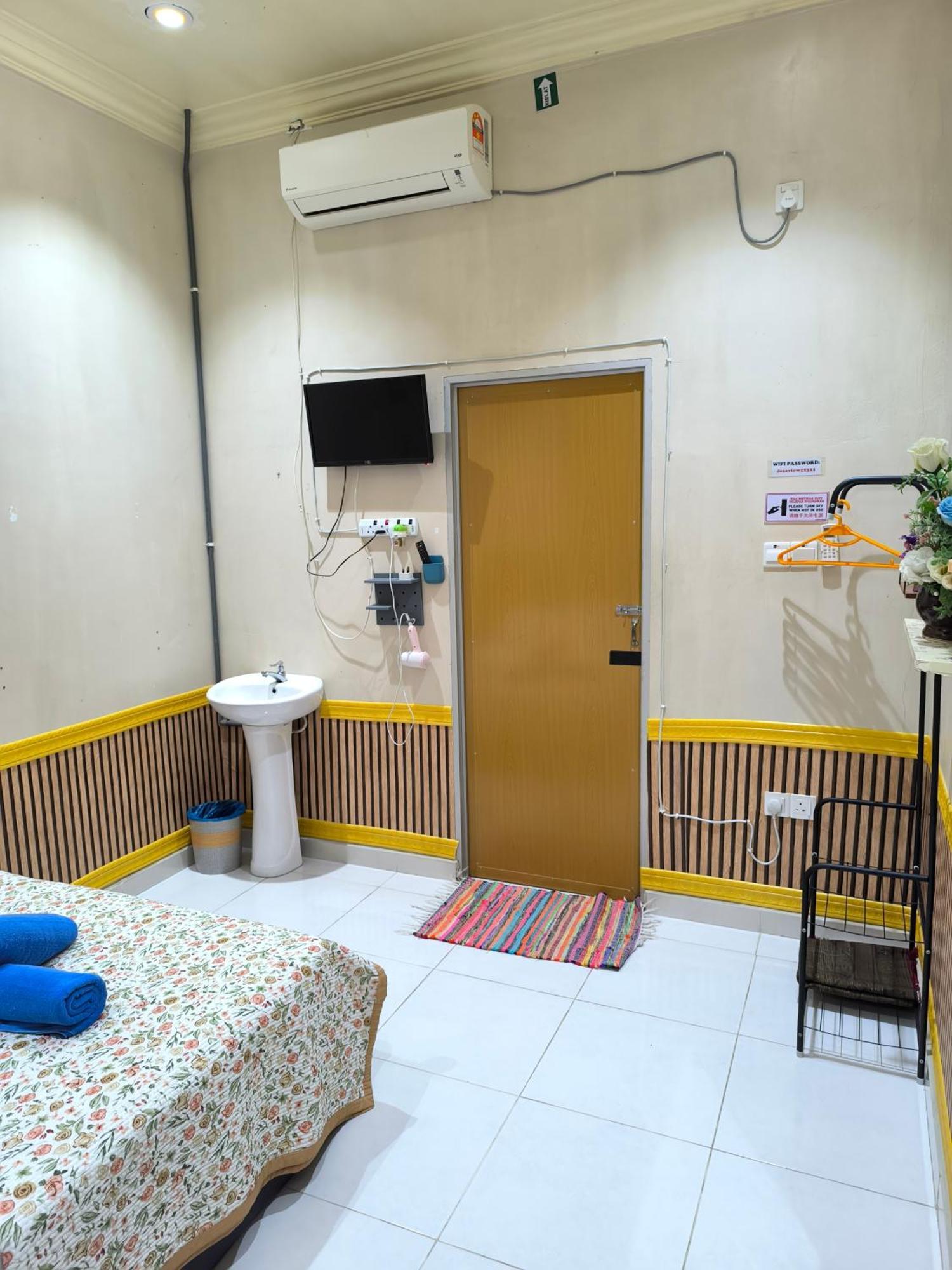 Desa Besut Inn Kampung Kuala Besut ห้อง รูปภาพ